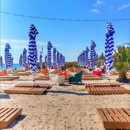 Summerland Life 40 Lägenhet Mamaia